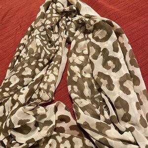 Women’s oversized scarf-Chico’s